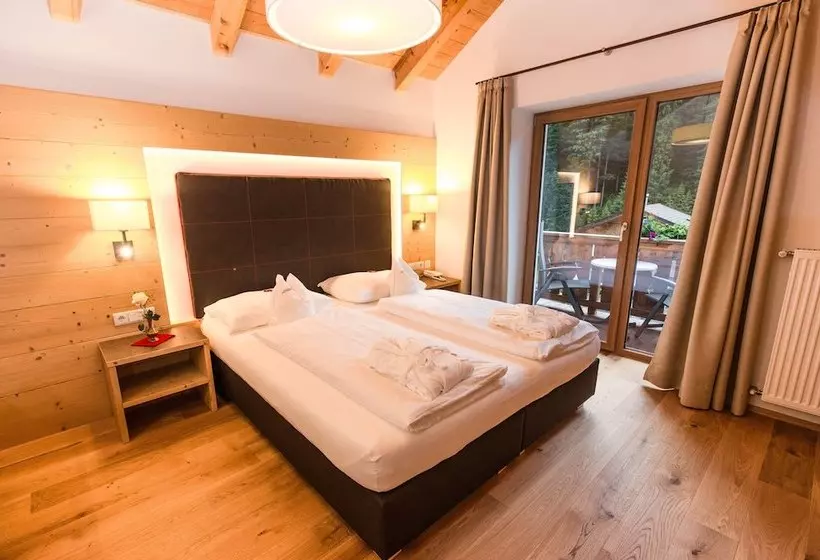 ホテル Moseralm Dolomiti Spa Resort
