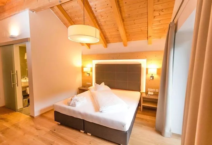 ホテル Moseralm Dolomiti Spa Resort