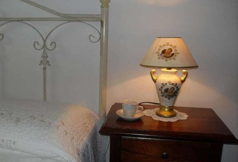 فندق ريفى Agriturismo Il Vignaletto