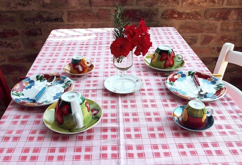 فندق ريفى Agriturismo Le Stringaie