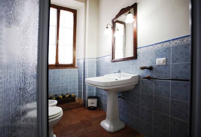 فندق ريفى Agriturismo Le Stringaie