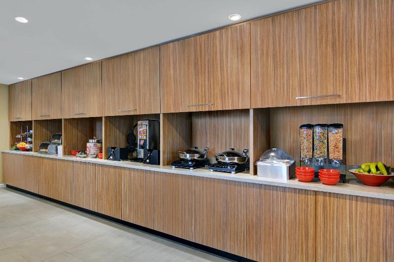 هتل Towneplace Suites By Marriott Indianapolis Downtown