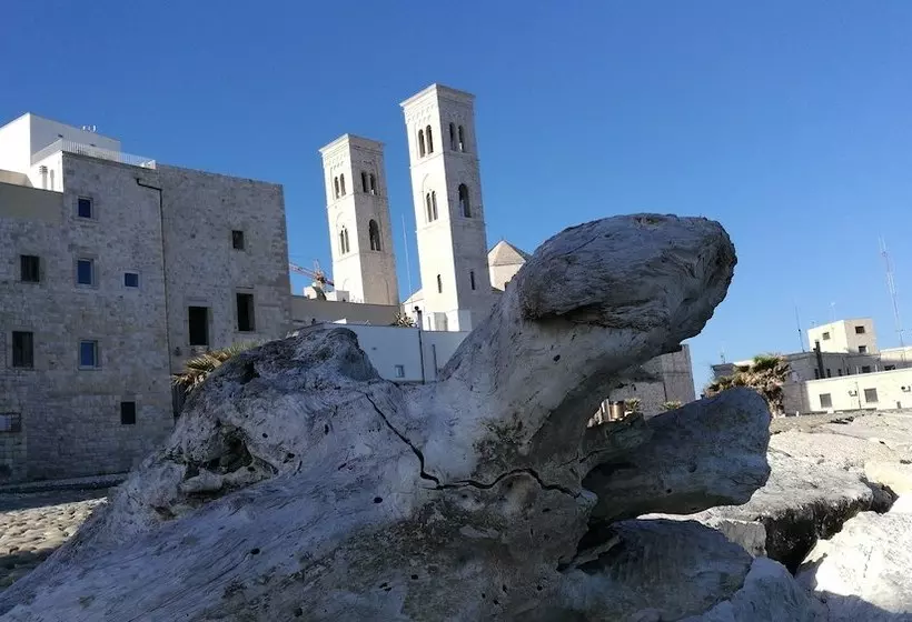 Aamiaismajoitus (B&B) Borgo Marino