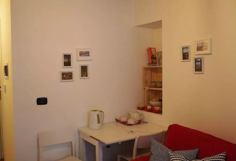 Aamiaismajoitus (B&B) Borgo Marino