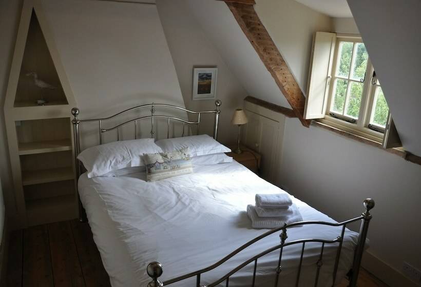 Stunning Driftwood Cottage At Holme Next The Sea