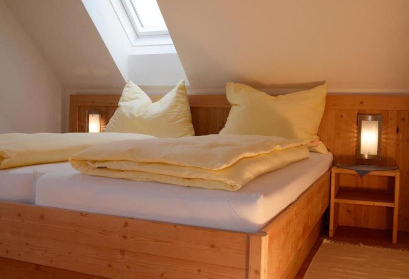 Frühstückspension Kleinschuster