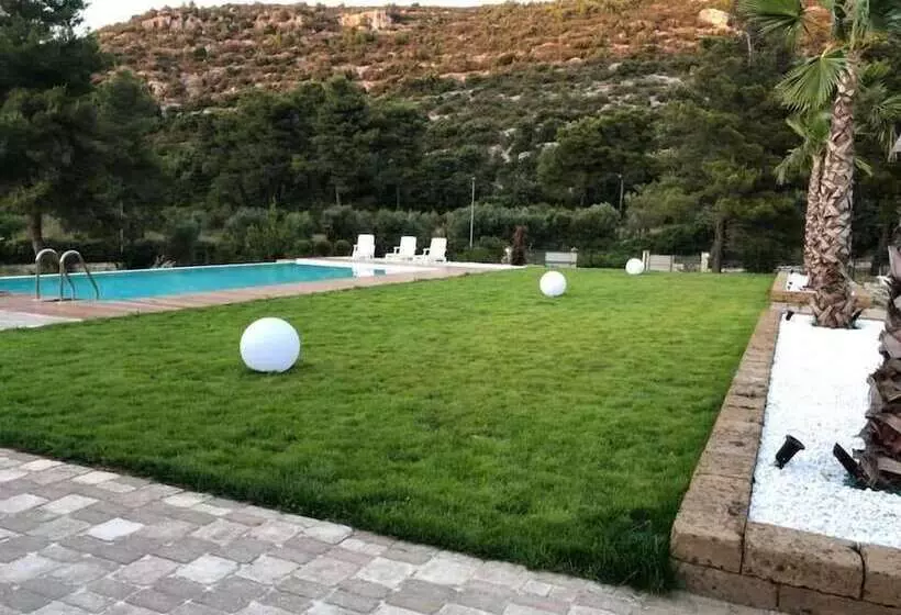هتل De Sio Camping Residence