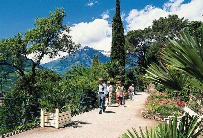 בית מלון כפרי Garni Villa Tyrol   Adults Only