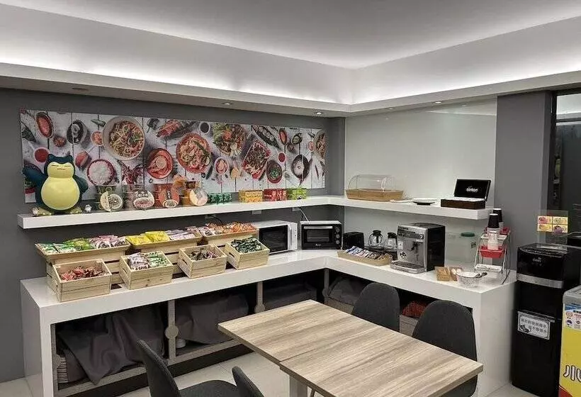Hub Hotel Tucheng