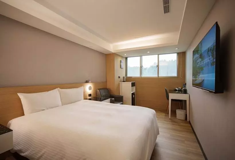 Hub Hotel Tucheng