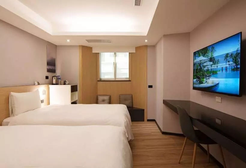 Hub Hotel Tucheng