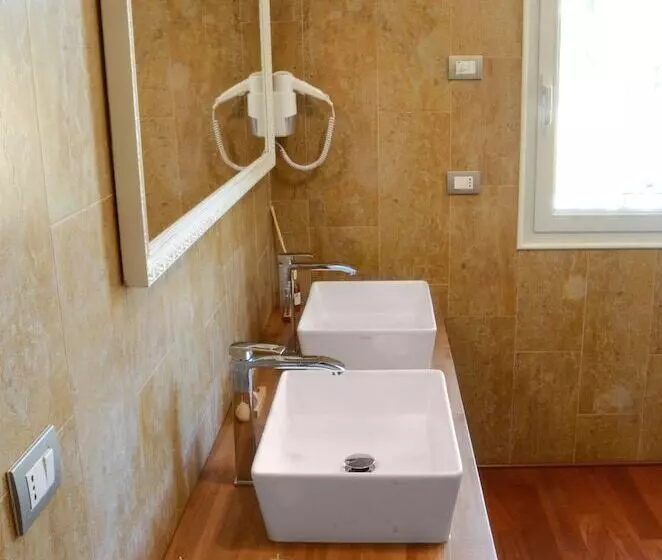 Majatalo Villa Montenero