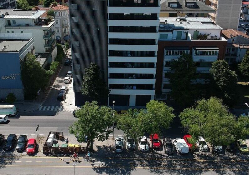 اقامتگاه Aparthotel Miramare