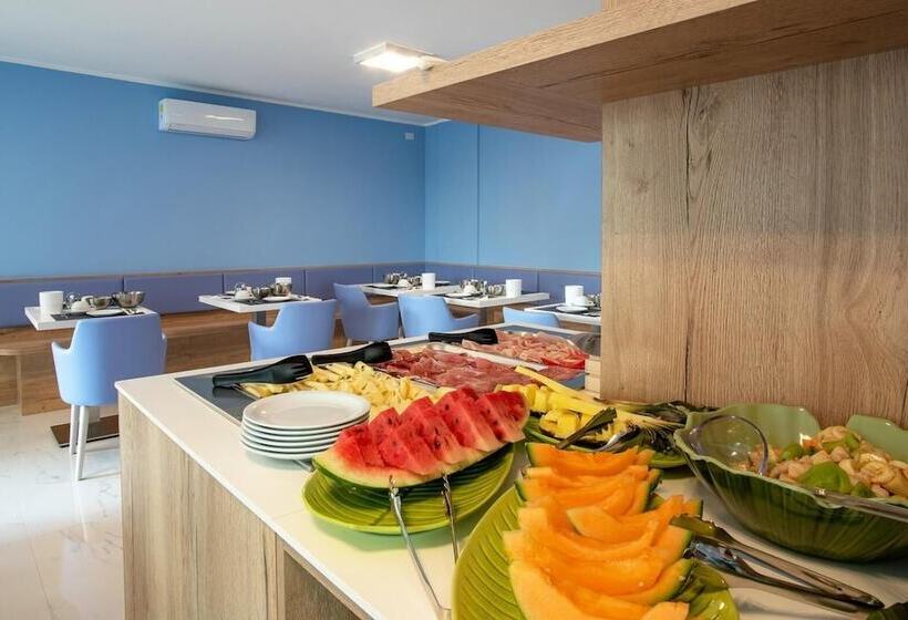 اقامتگاه Aparthotel Miramare