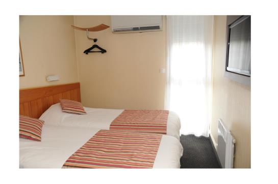 Hotel Campanile Lyon Est  Bron Eurexpo