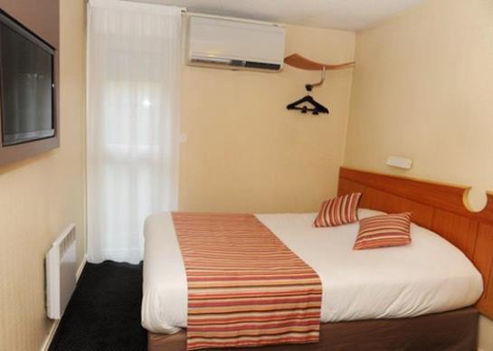 Hotel Campanile Lyon Est  Bron Eurexpo