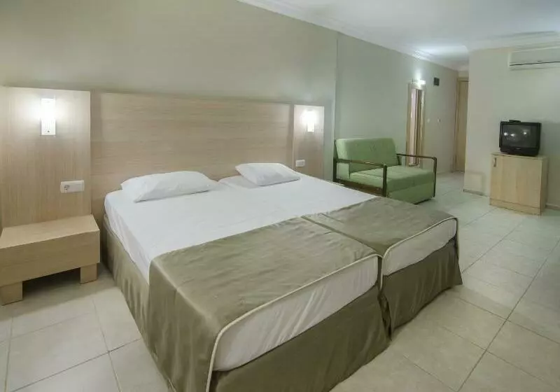 Hotel Sealight Family Club