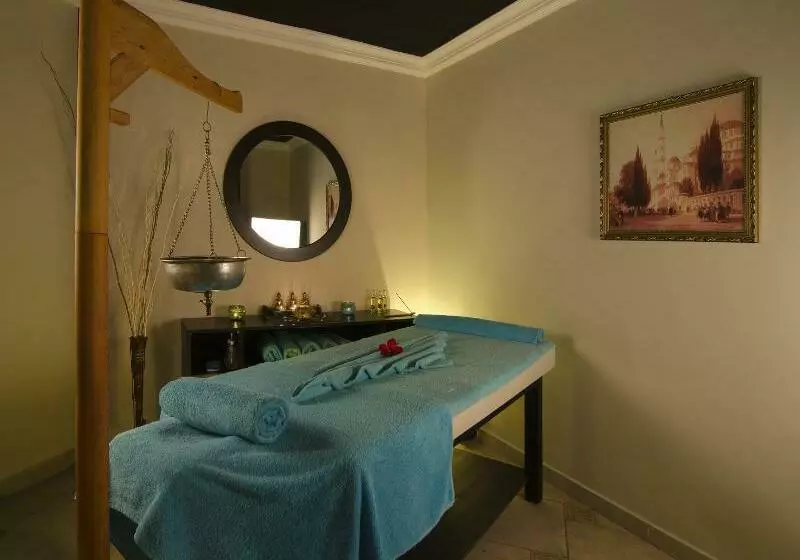 Hotel Sealight Family Club