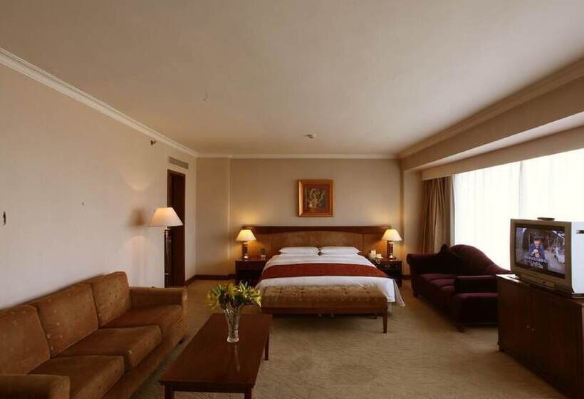 Отель Beijing Continental Grand
