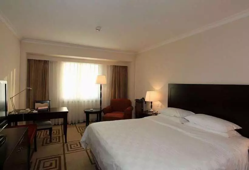 هتل Beijing Continental Grand