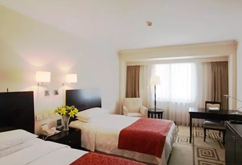 هتل Beijing Continental Grand