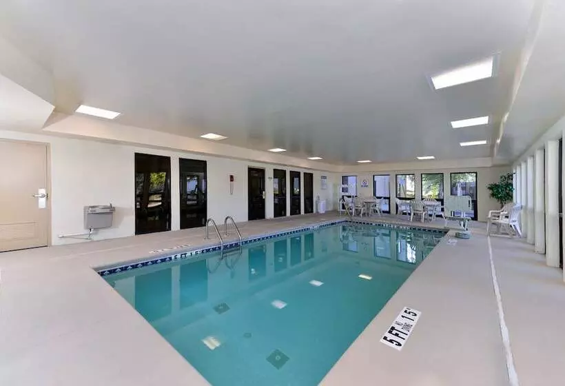 ホテル Comfort Inn & Suites At Stone Mountain