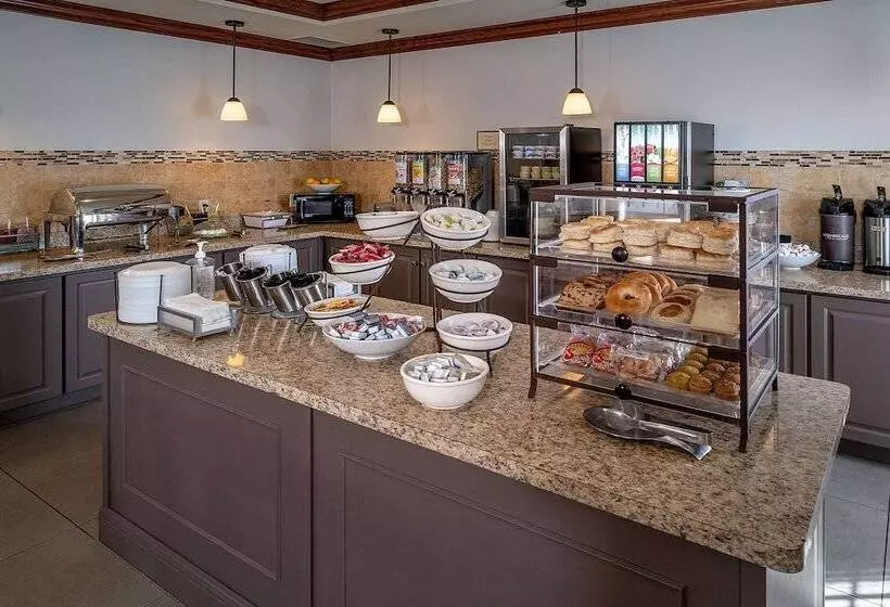 فندق Country Inn & Suites By Radisson, Charleston South, Wv