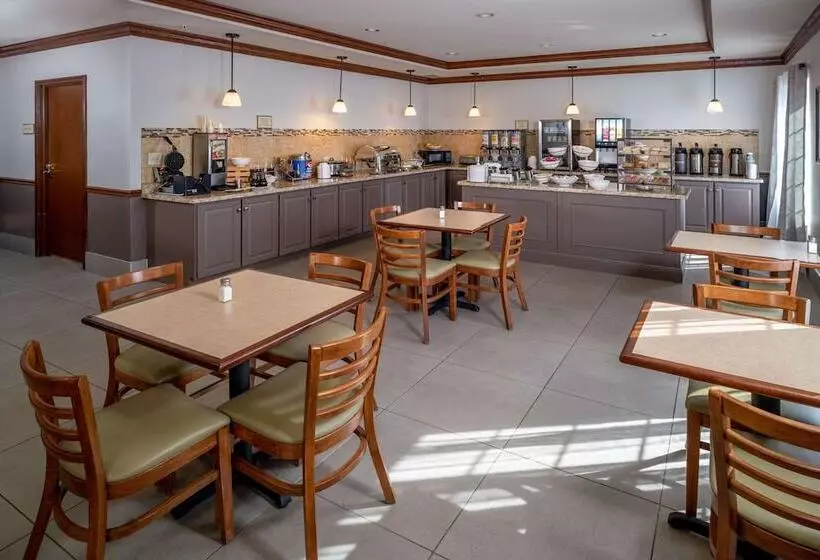 فندق Country Inn & Suites By Radisson, Charleston South, Wv