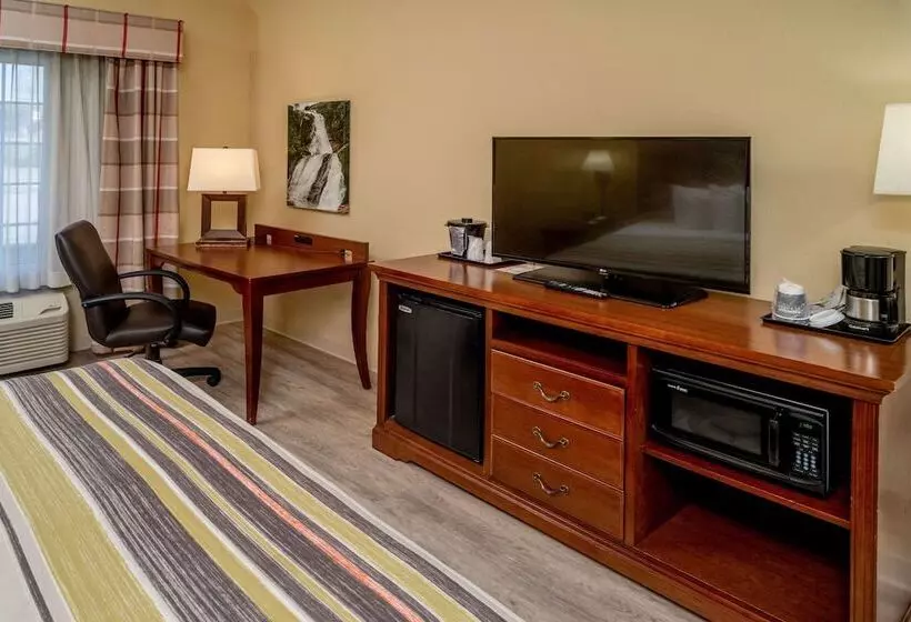 فندق Country Inn & Suites By Radisson, Charleston South, Wv
