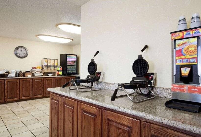 酒店 Country Inn & Suites By Radisson Bismarck Waterpark