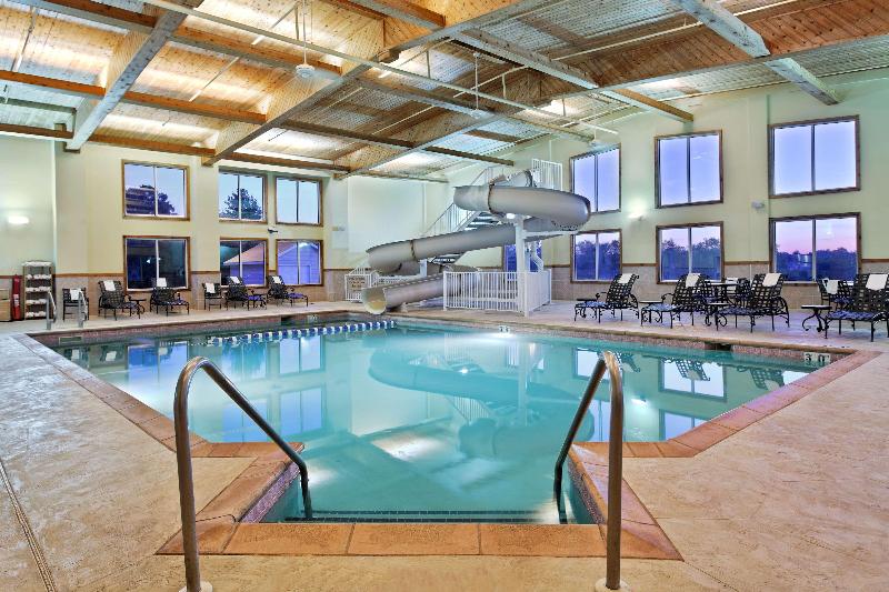 هتل Country Inn & Suites By Radisson, Galena, Il