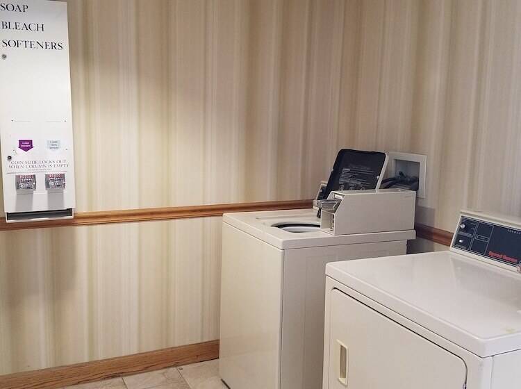 Отель Country Inn & Suites By Radisson Lexington Va