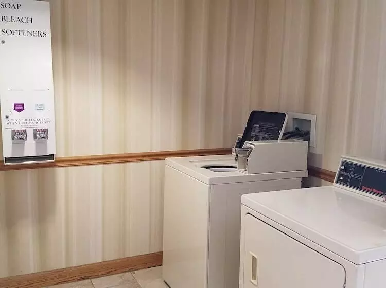 Отель Country Inn & Suites By Radisson Lexington Va