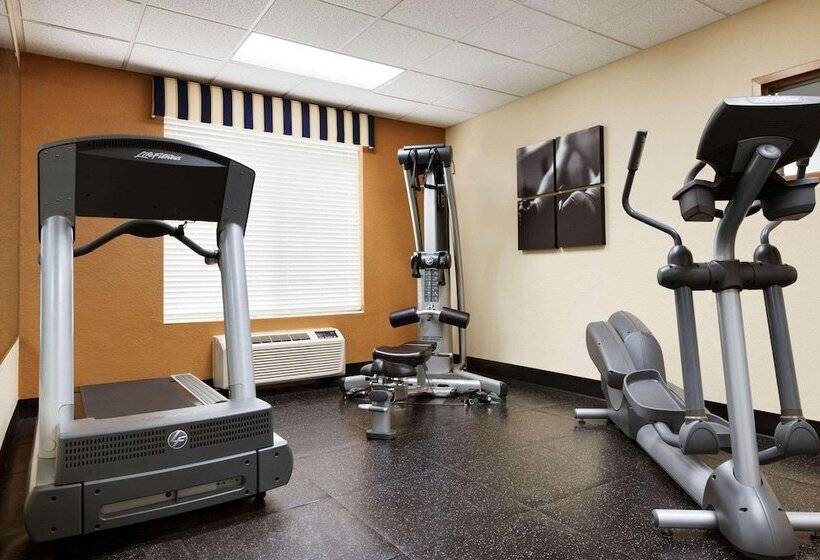 Отель Country Inn & Suites By Radisson Lexington Va