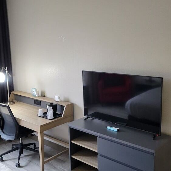 Otel Country Inn & Suites By Radisson, Mcdonough, Ga