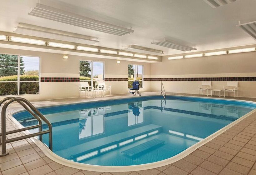 Отель Country Inn & Suites By Radisson, Springfield, Oh