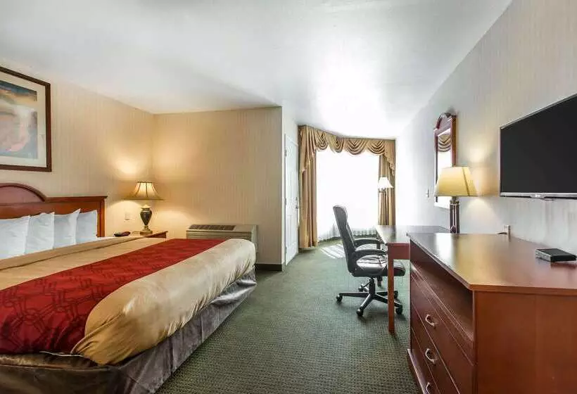 Hotel Econo Lodge Inn & Suites Riverside  Corona