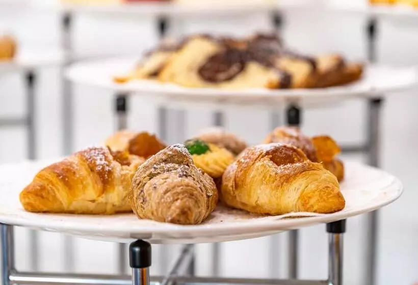 هتل Isabella Sorrento