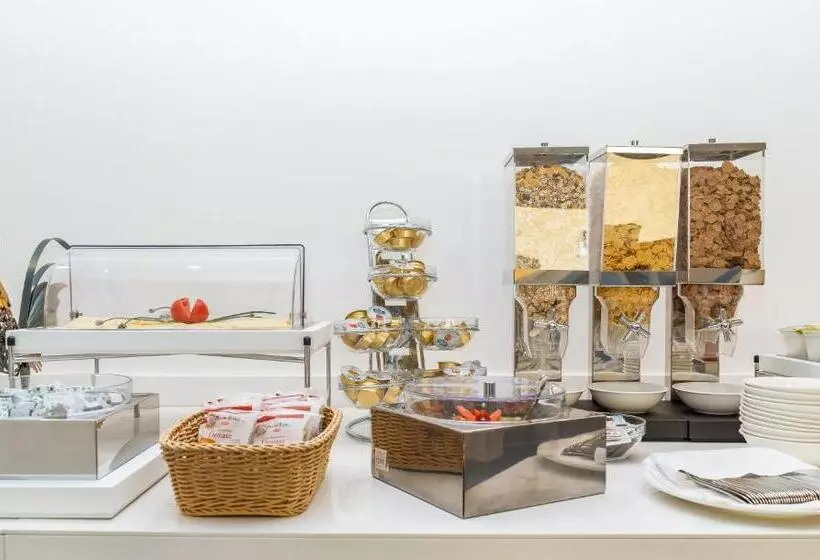 هتل Isabella Sorrento