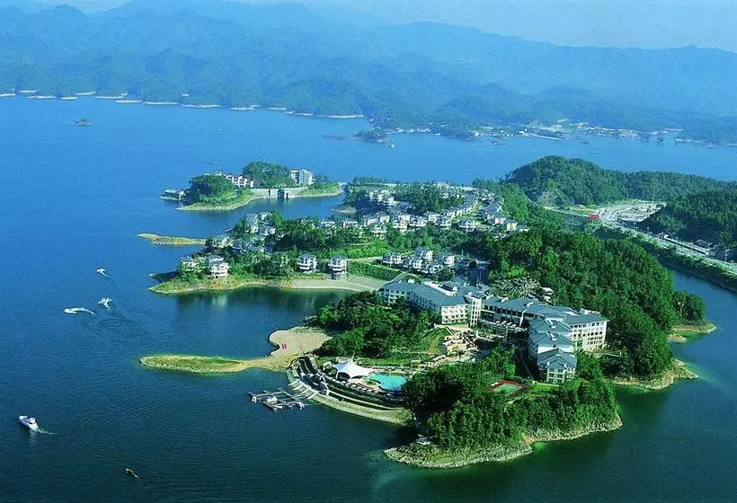 בית מלון כפרי New Century Resort Qiandao Lake Hangzhou