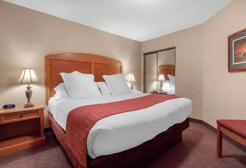 Norfolk Lodge & Suites, Ascend Hotel Collection