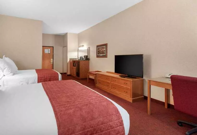 Norfolk Lodge & Suites, Ascend Hotel Collection