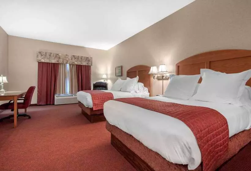 Norfolk Lodge & Suites, Ascend Hotel Collection