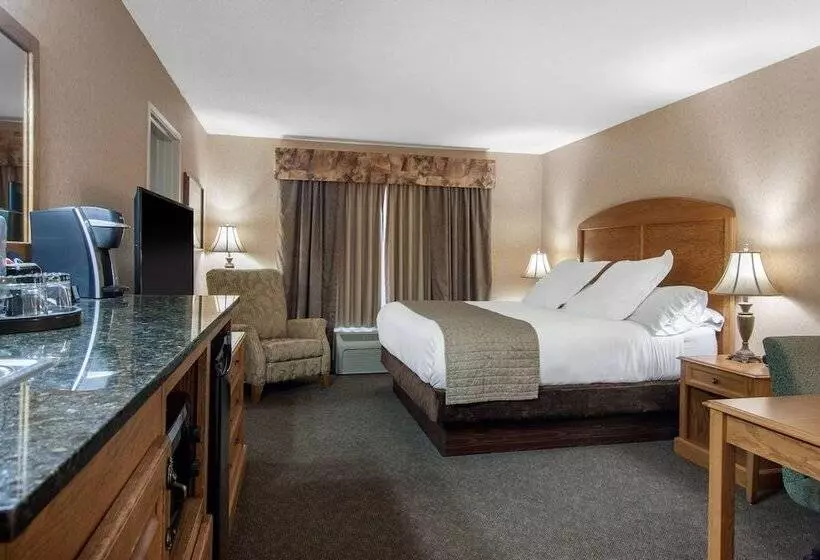 Norfolk Lodge & Suites, Ascend Hotel Collection