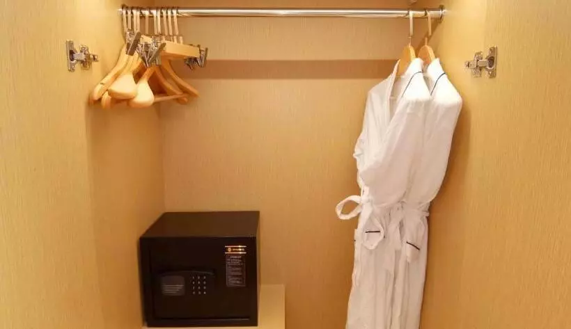 هتل Sanya South China