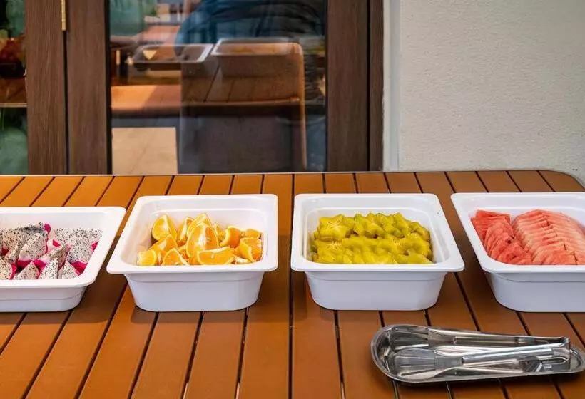 هتل Sanya South China