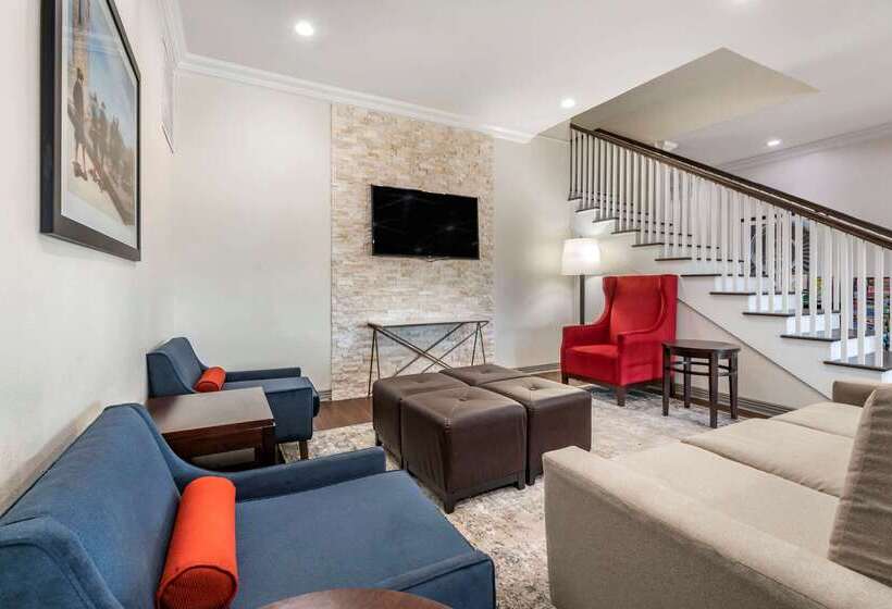 Отель Spark By Hilton St. Augustine I 95