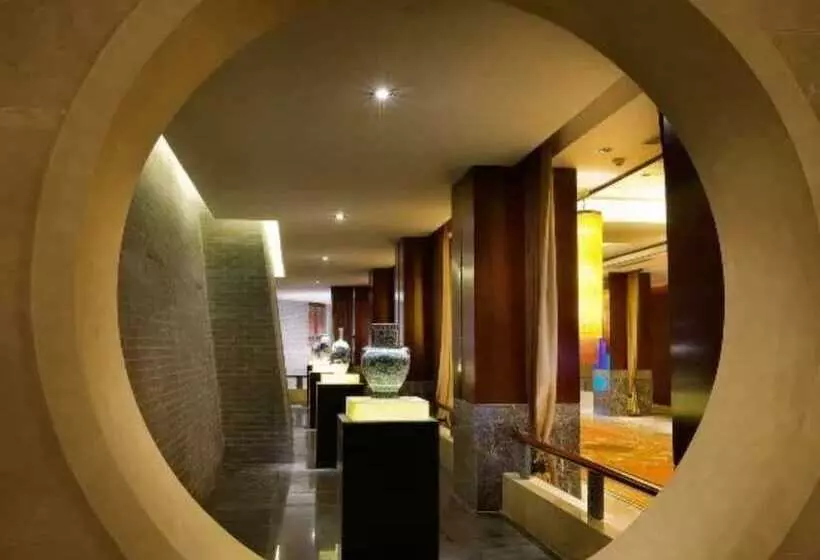 Grand Soluxe International Hotel Xi An