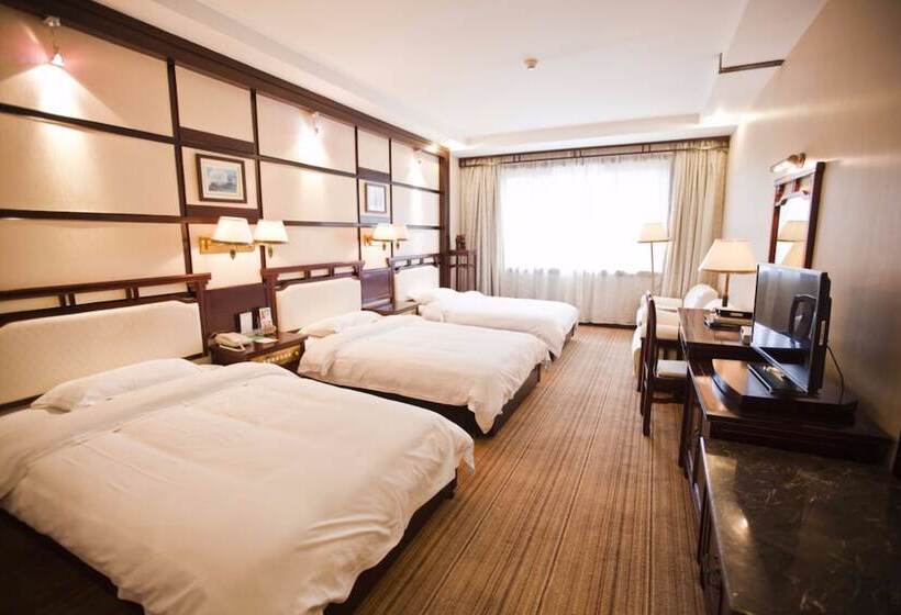 Hotel Yangshuo New Century