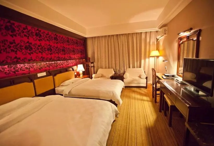 Отель Yangshuo New Century